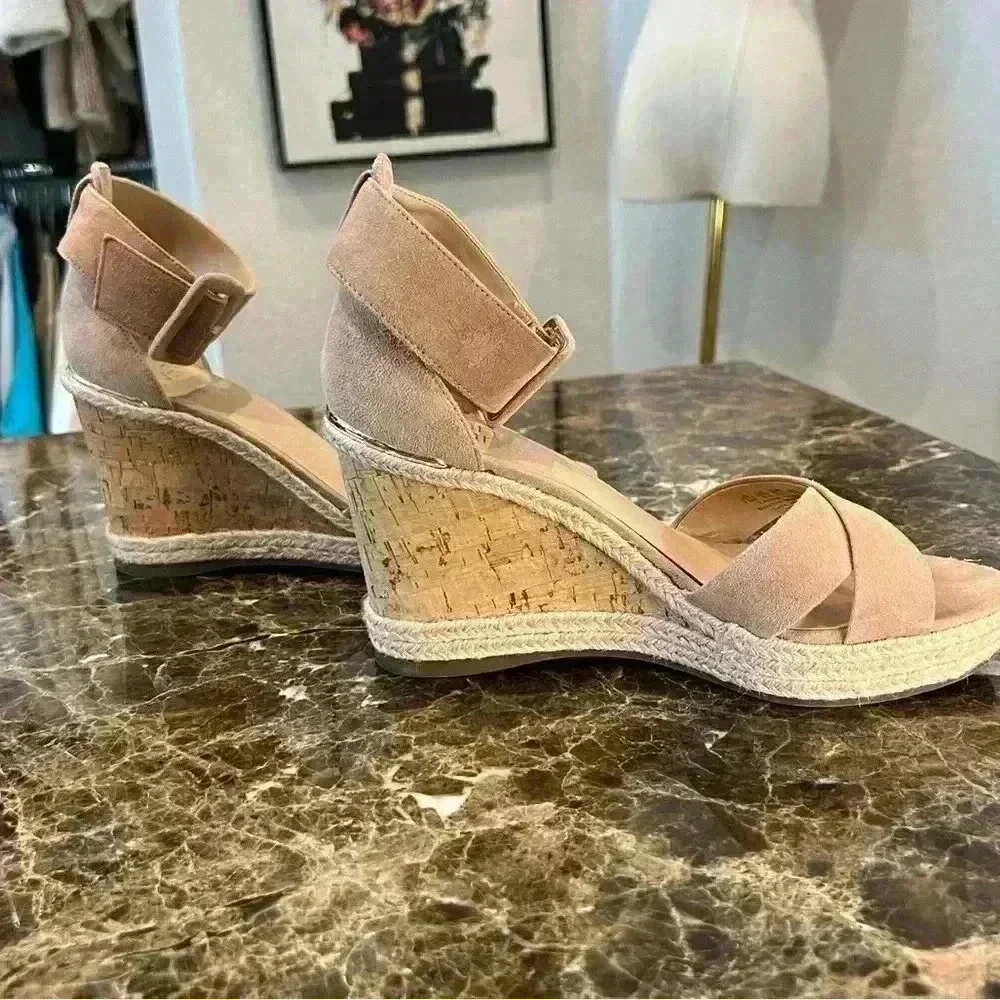 Franco Sarto Shoes: Franco Sarto Quintana Suede Espadrilles Peach Size 7.5M